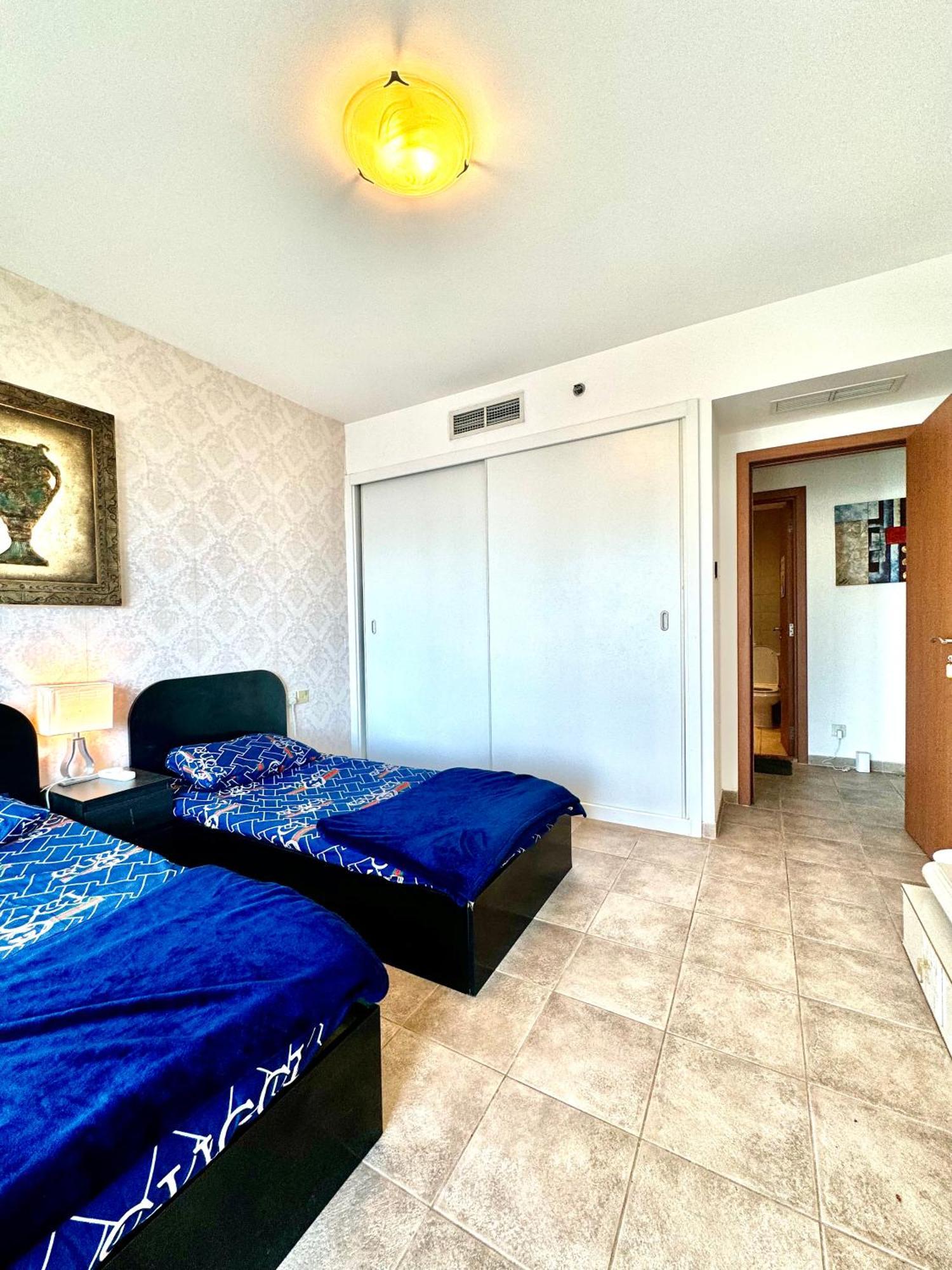 Travelers Backpackers Appartement Dubai Buitenkant foto