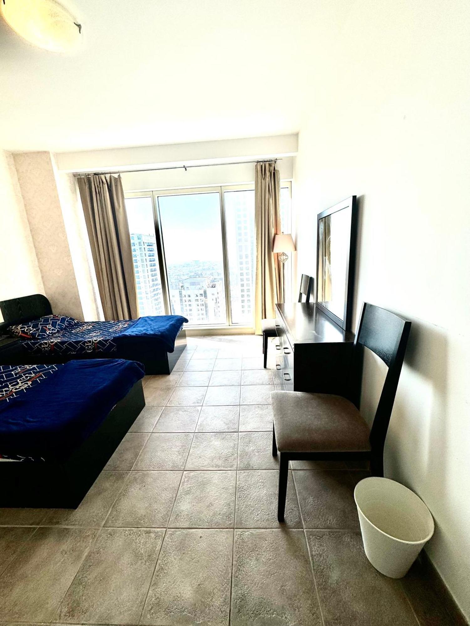 Travelers Backpackers Appartement Dubai Buitenkant foto