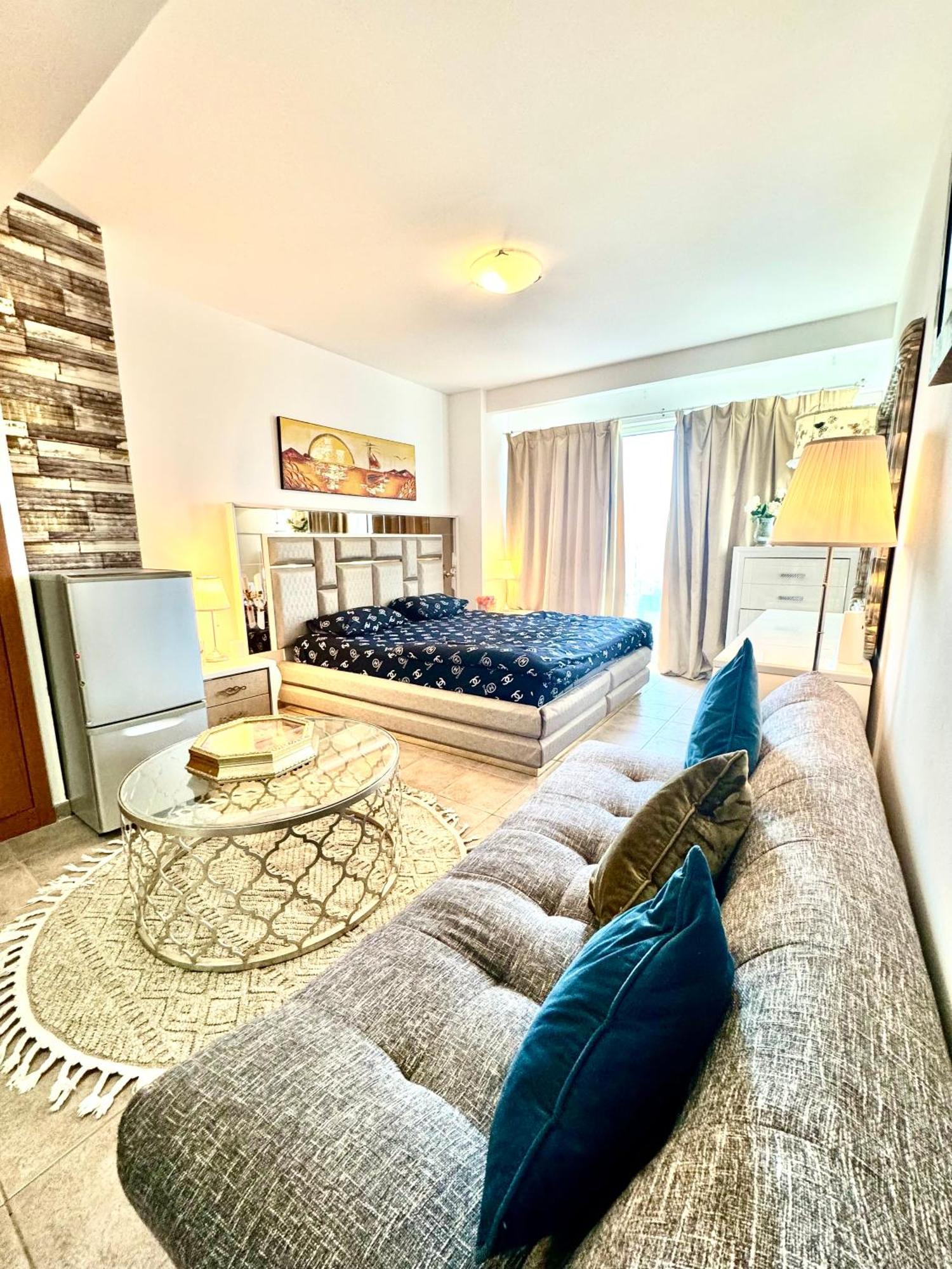 Travelers Backpackers Appartement Dubai Buitenkant foto