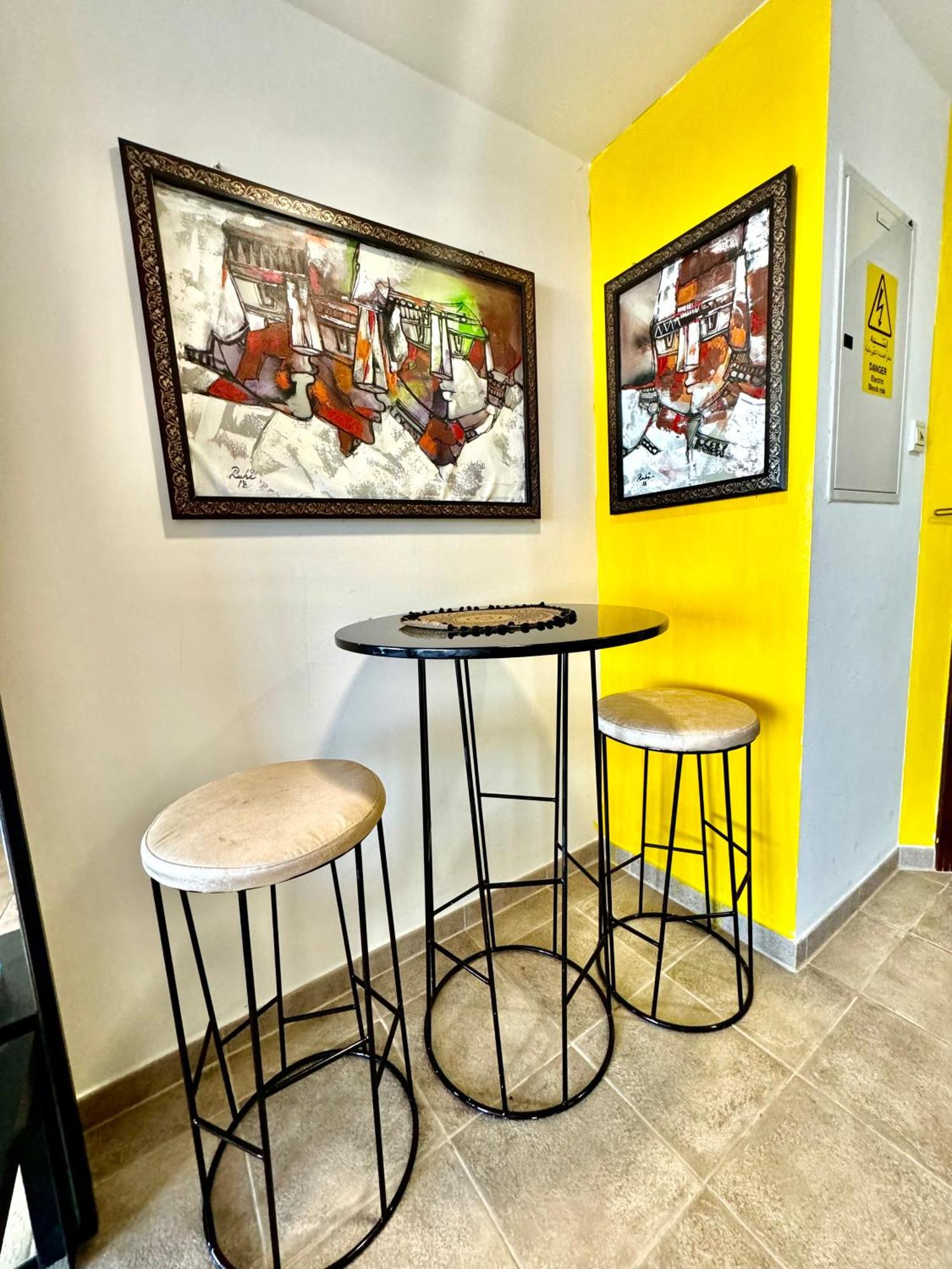 Travelers Backpackers Appartement Dubai Buitenkant foto